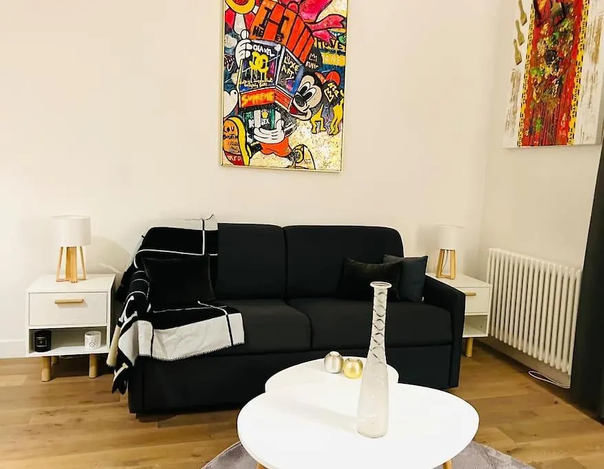 Grand Studio Charonne Bastille Pop Art Paris Fransa